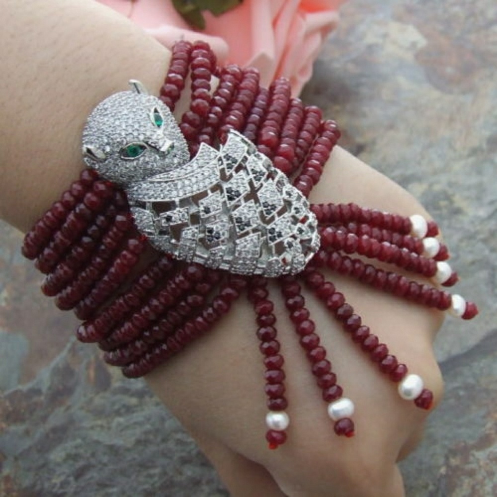 Red Jade Cougar Bracelet